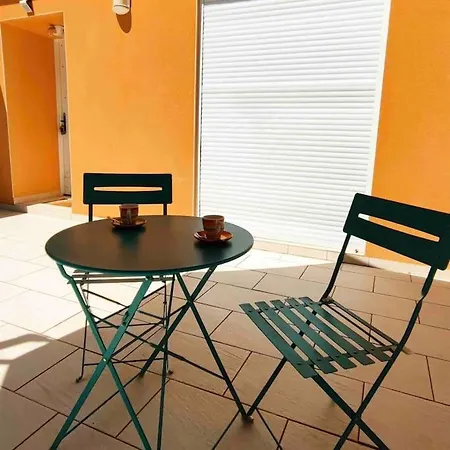 Des Pins - Jolie Proche De La Villa Le Grau-d'Agde